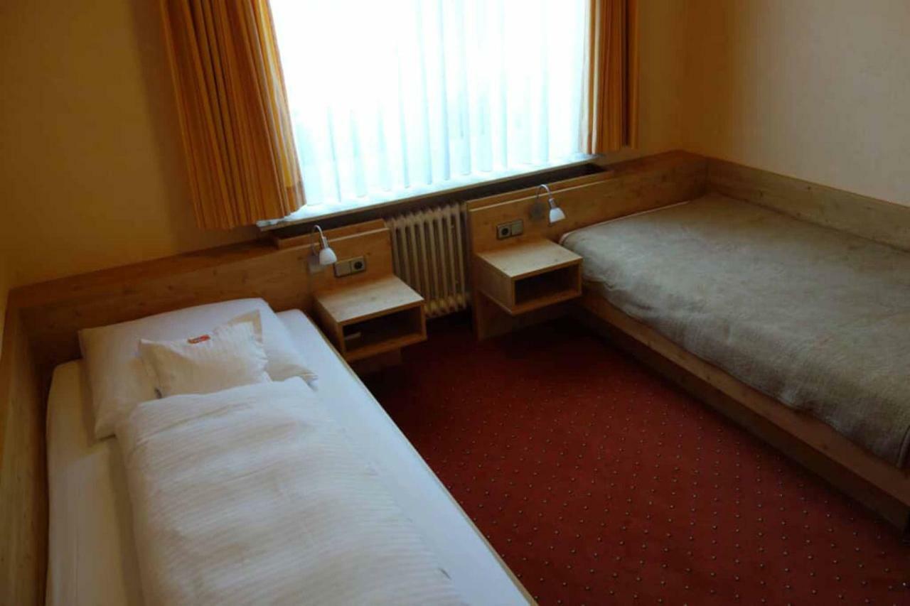 Hotel Bayerischer Hof Waldsassen Exterior photo