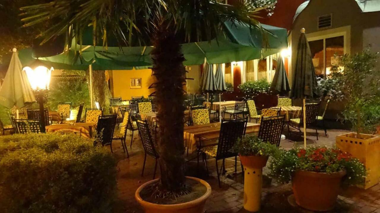 Hotel Bayerischer Hof Waldsassen Exterior photo
